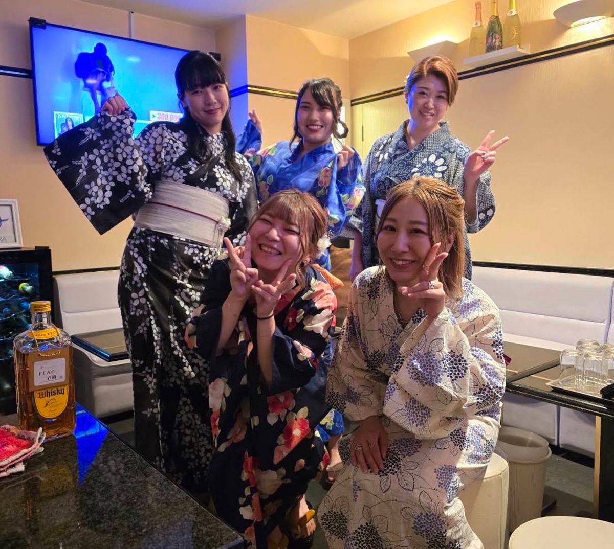 蒼〜SORA〜のキャスト(浴衣姿の集合写真)